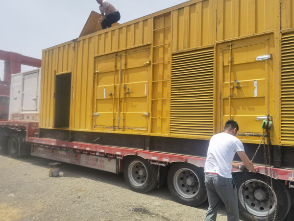 巩义发电机出租100KW发电机需要什么规格的电缆线？
