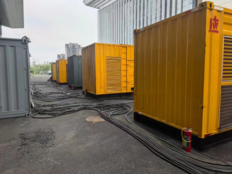 巩义不同季节柴油发电机组保养有哪些注意事项?